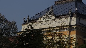 Povratak još jednog profesora